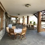 Pirin Golf Emila Chalé