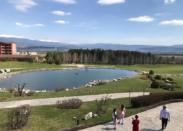 Pirin Golf Emila شاليه بانسكو