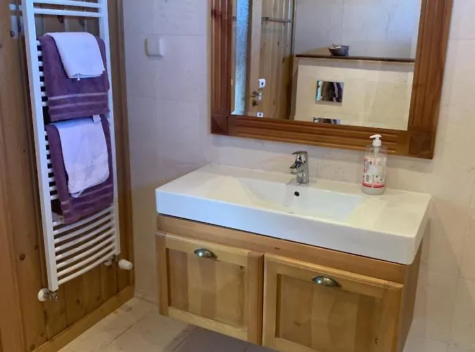 Chalé Pirin Golf Emila